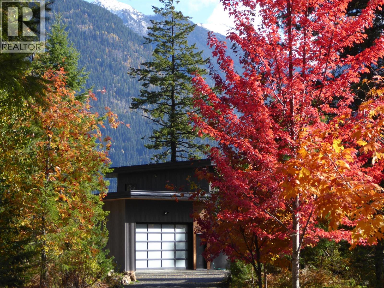 4926 Fletcher Creek Road, Kaslo, British Columbia  V0G 1M0 - Photo 14 - 10385835