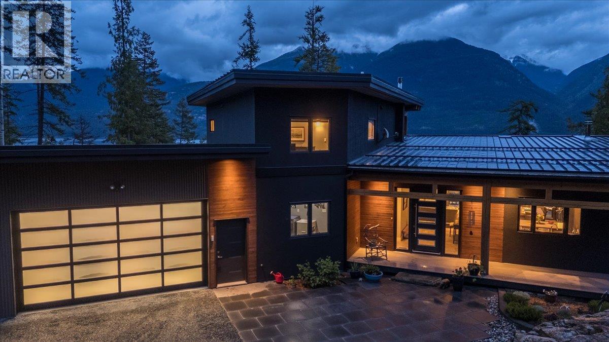 4926 Fletcher Creek Road, Kaslo, British Columbia  V0G 1M0 - Photo 2 - 10385835