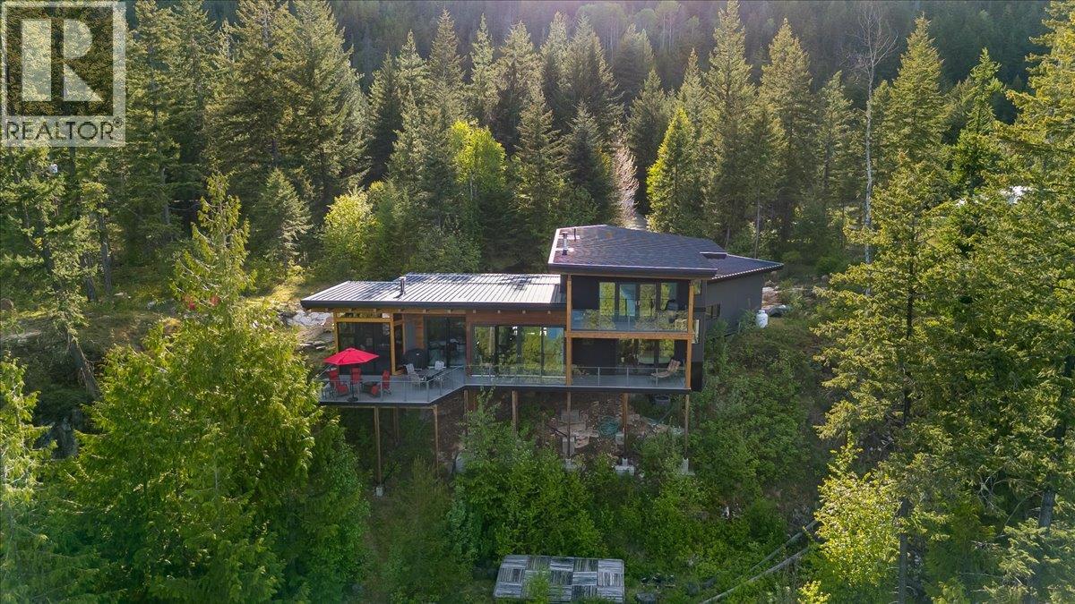 4926 Fletcher Creek Road, Kaslo, British Columbia  V0G 1M0 - Photo 3 - 10385835