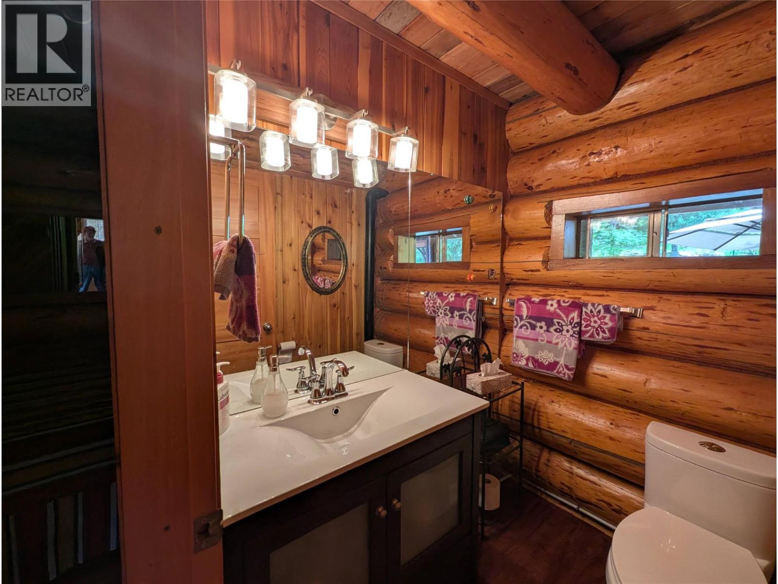 1363 Bourne Crescent, Seymour Arm, British Columbia  V0E 2V2 - Photo 17 - 10387817