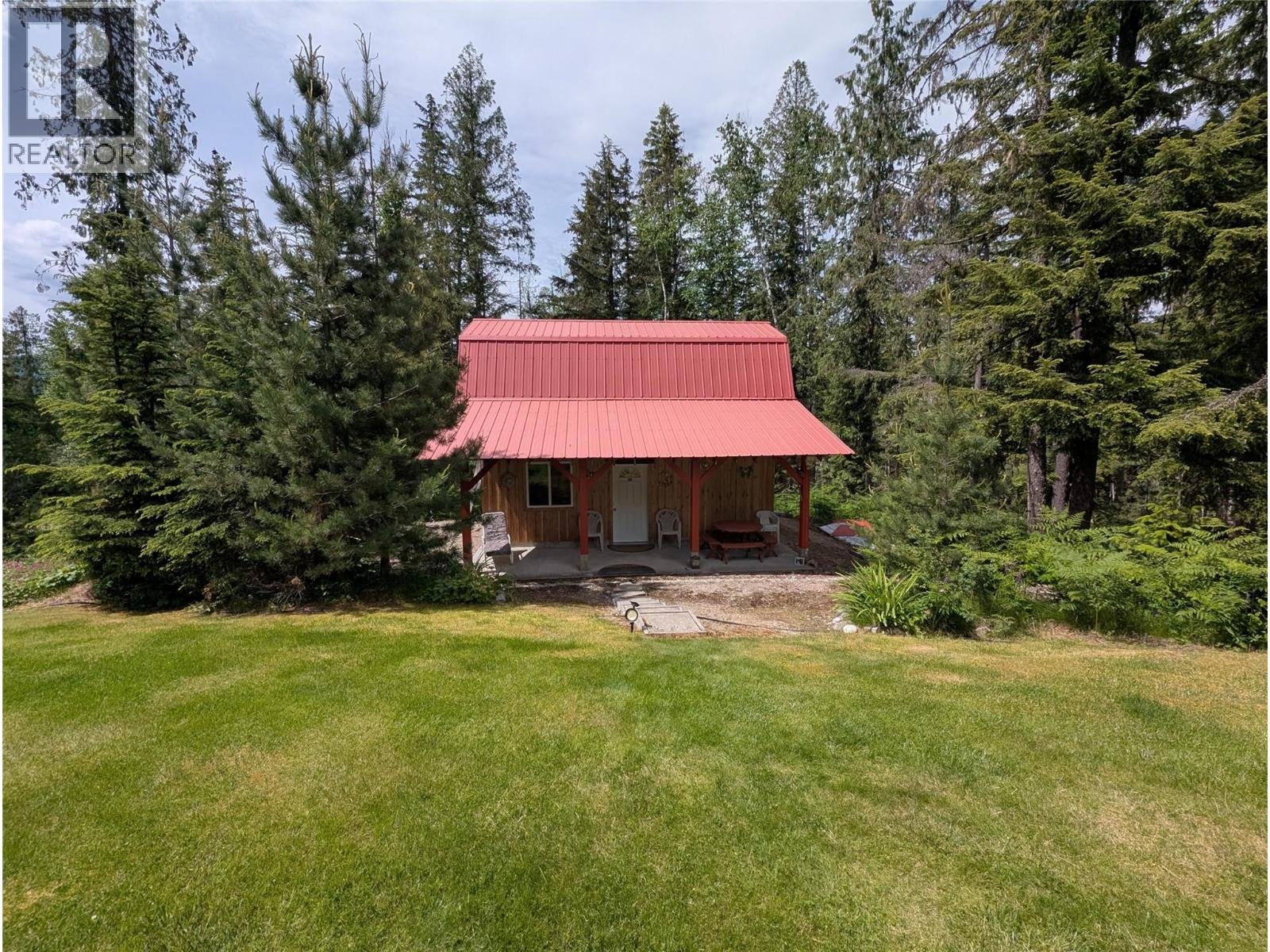 1363 Bourne Crescent, Seymour Arm, British Columbia  V0E 2V2 - Photo 5 - 10387817