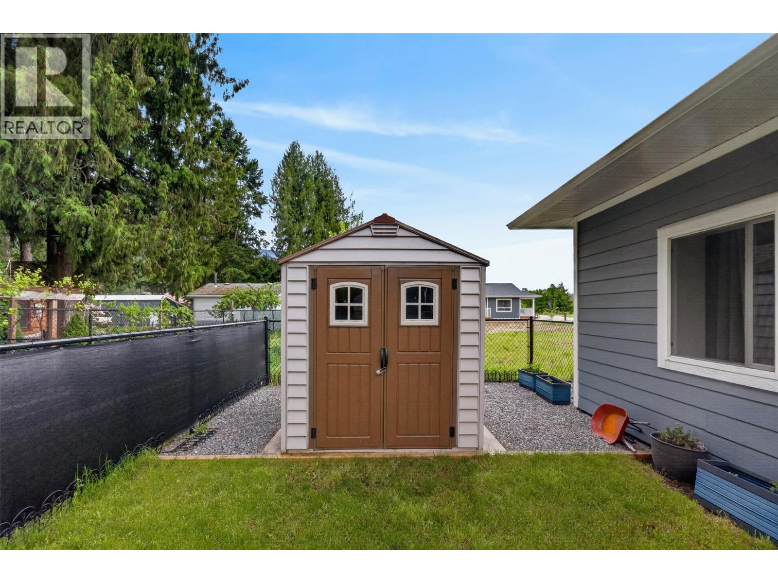 1123 Willow Row, Sicamous, British Columbia  V0E 2V0 - Photo 23 - 10387795