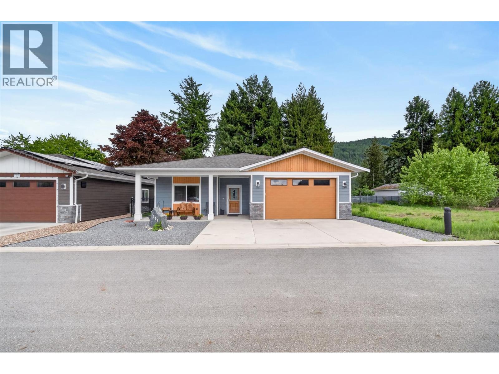 1123 Willow Row, Sicamous, British Columbia  V0E 2V0 - Photo 35 - 10387795