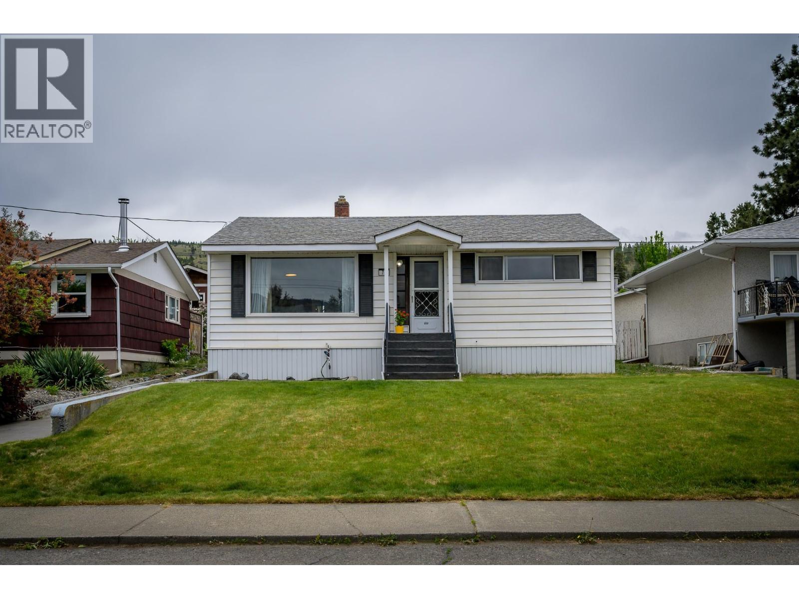 743 DOUGLAS Street, kamloops, British Columbia