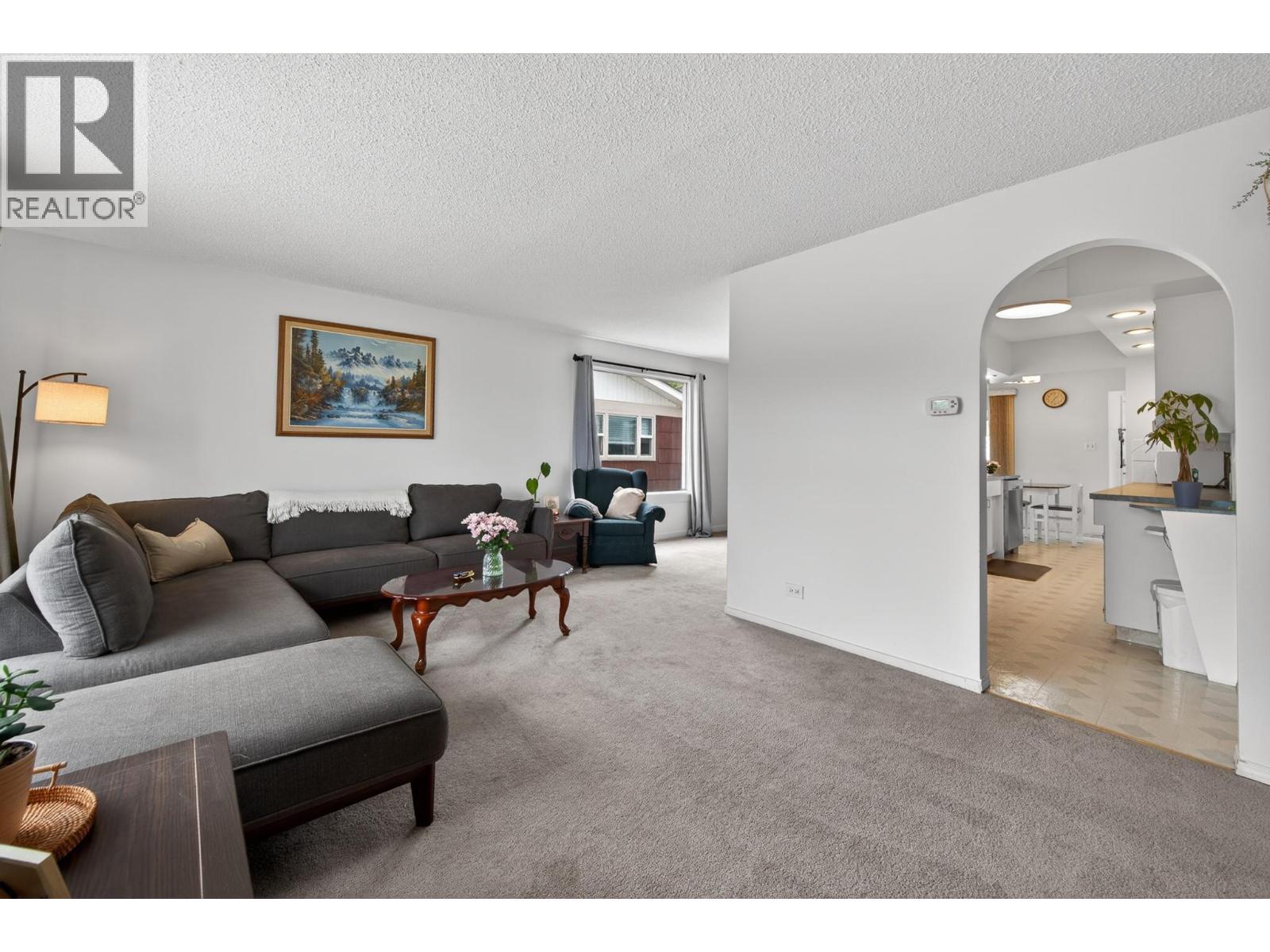 743 Douglas Street, Kamloops, British Columbia  V2C 3C7 - Photo 5 - 10387772