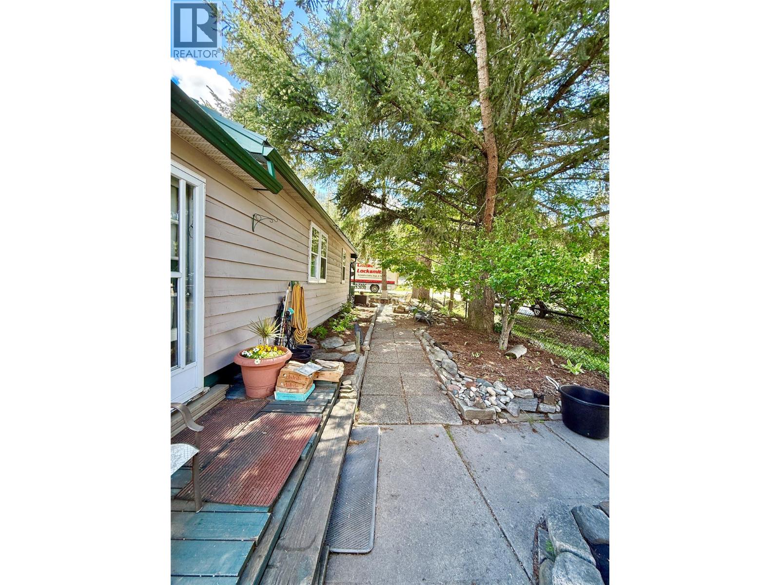 1050 Hillside Avenue, Chase, British Columbia  V0E 1M0 - Photo 28 - 10387603