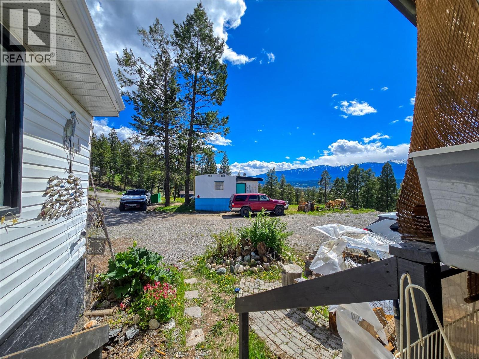 8634 93/95 Highway Unit# 28, Radium Hot Springs, British Columbia  V0A 1M0 - Photo 11 - 10387610