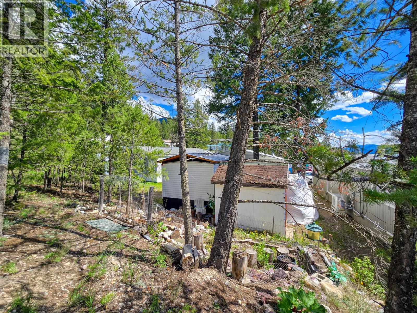 8634 93/95 Highway Unit# 28, Radium Hot Springs, British Columbia  V0A 1M0 - Photo 30 - 10387610