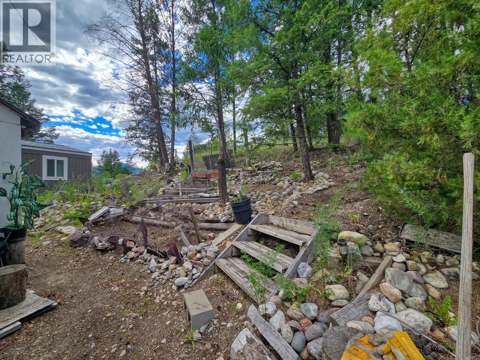 8634 93/95 Highway Unit# 28, Radium Hot Springs, British Columbia  V0A 1M0 - Photo 41 - 10387610