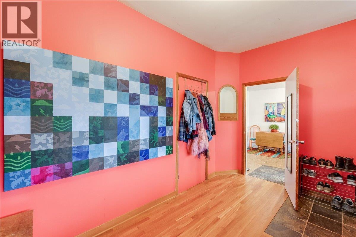 122 High Street, Nelson, British Columbia  V1L 3Z4 - Photo 8 - 10387447