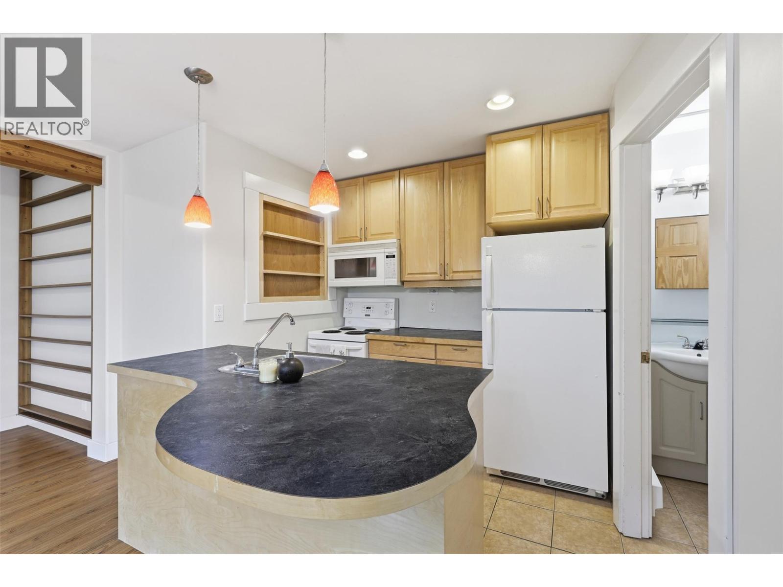 870 Mcqueen Drive Unit# 108, Kamloops, British Columbia  V2B 7X9 - Photo 12 - 10387439