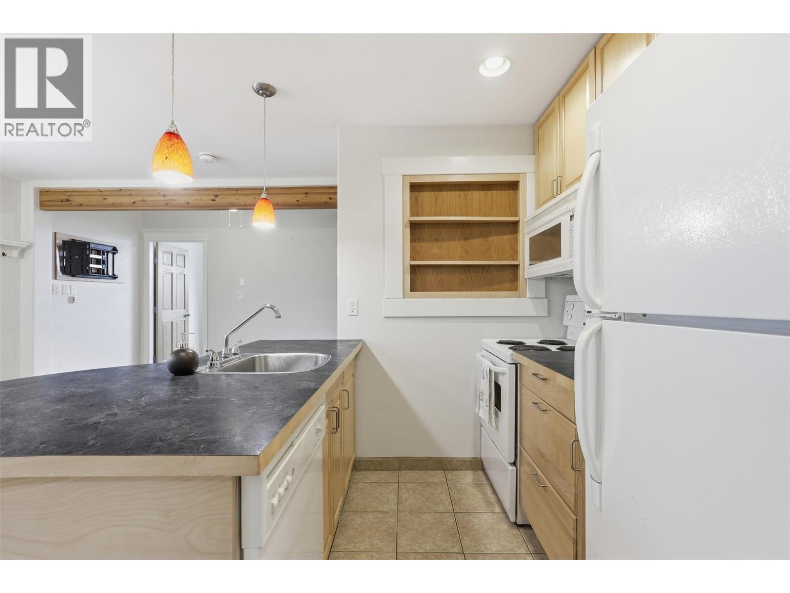 870 Mcqueen Drive Unit# 108, Kamloops, British Columbia  V2B 7X9 - Photo 15 - 10387439