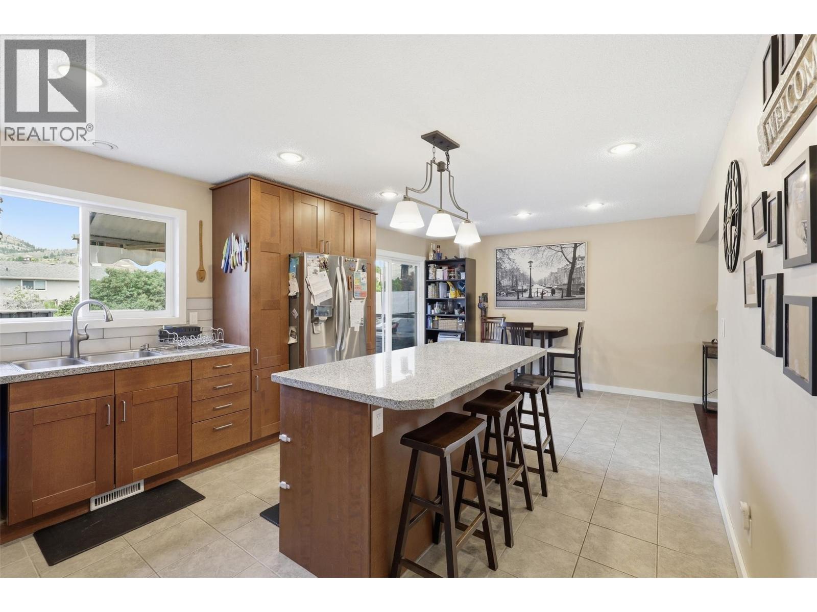 834 Bebek Road, Kamloops, British Columbia  V2B 6P1 - Photo 18 - 10387643