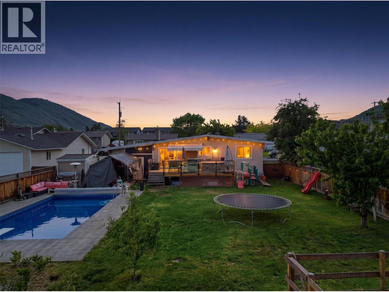 834 Bebek Road, Kamloops, British Columbia  V2B 6P1 - Photo 3 - 10387643