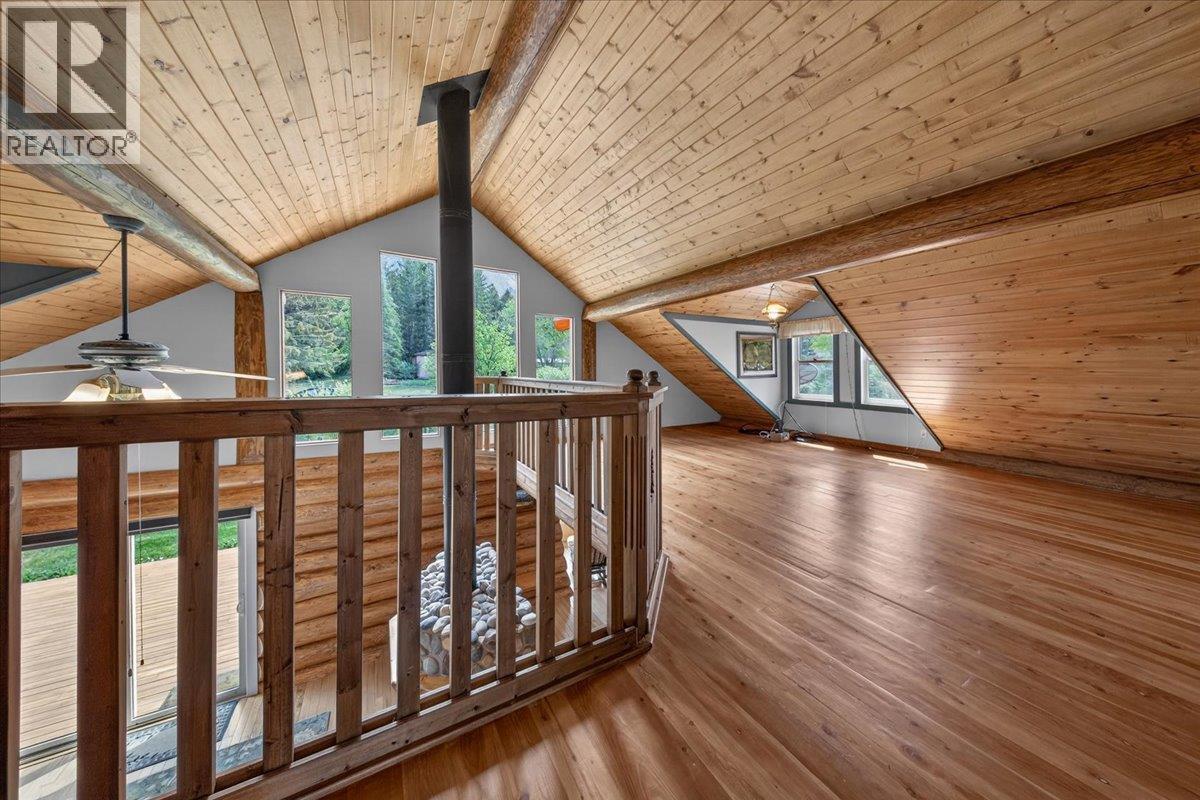 4985 Ogilvey Avenue, Fairmont Hot Springs, British Columbia  V0B 1L1 - Photo 27 - 10387337