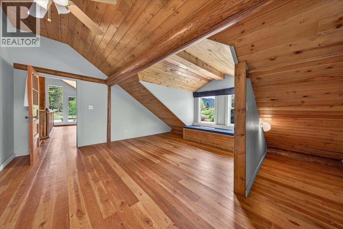 4985 Ogilvey Avenue, Fairmont Hot Springs, British Columbia  V0B 1L1 - Photo 33 - 10387337