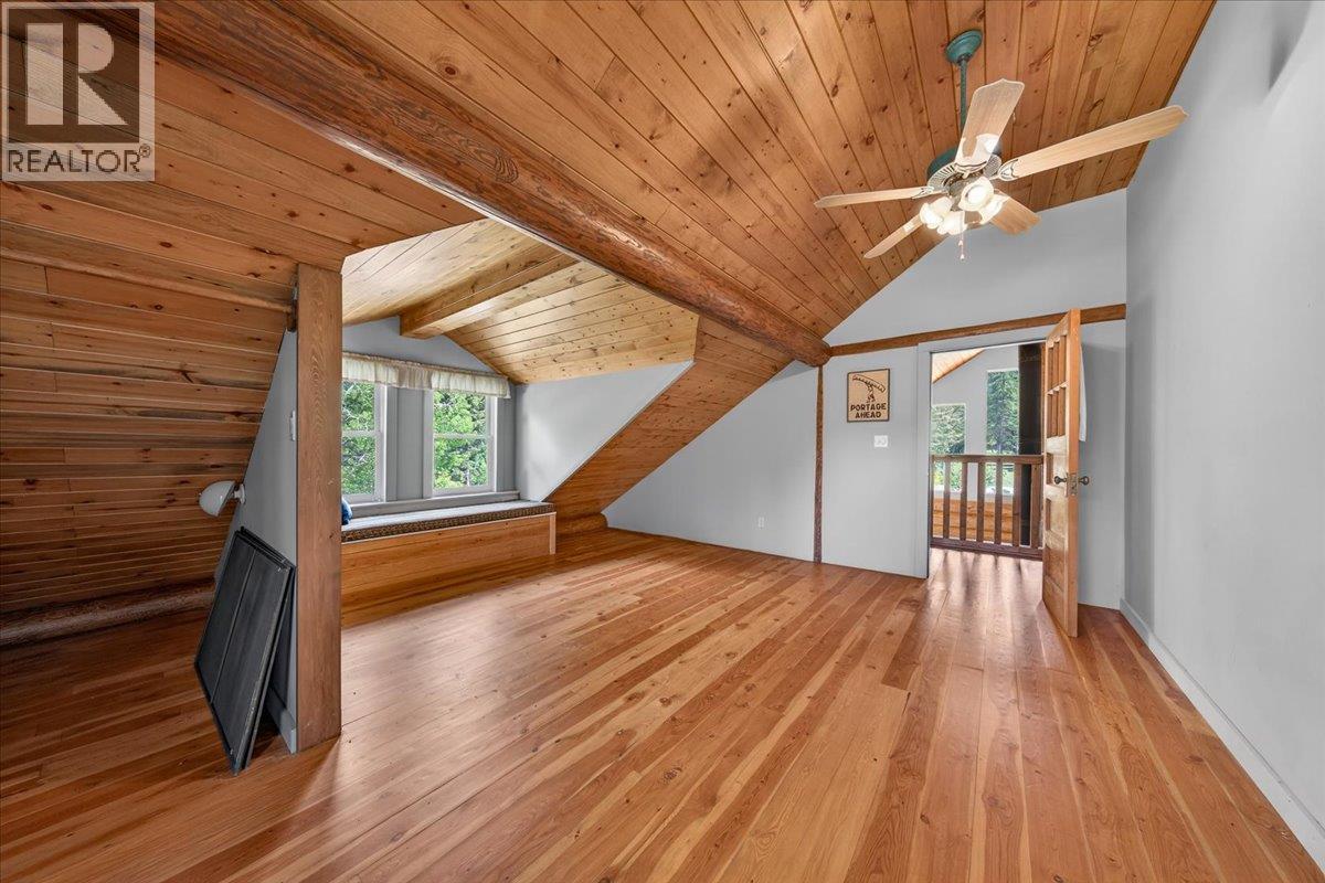 4985 Ogilvey Avenue, Fairmont Hot Springs, British Columbia  V0B 1L1 - Photo 35 - 10387337