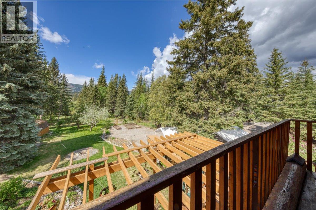 4985 Ogilvey Avenue, Fairmont Hot Springs, British Columbia  V0B 1L1 - Photo 57 - 10387337