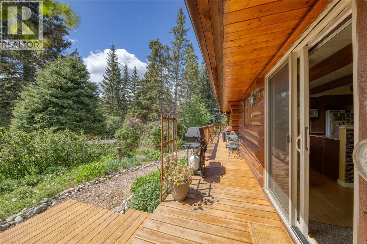 4985 Ogilvey Avenue, Fairmont Hot Springs, British Columbia  V0B 1L1 - Photo 58 - 10387337