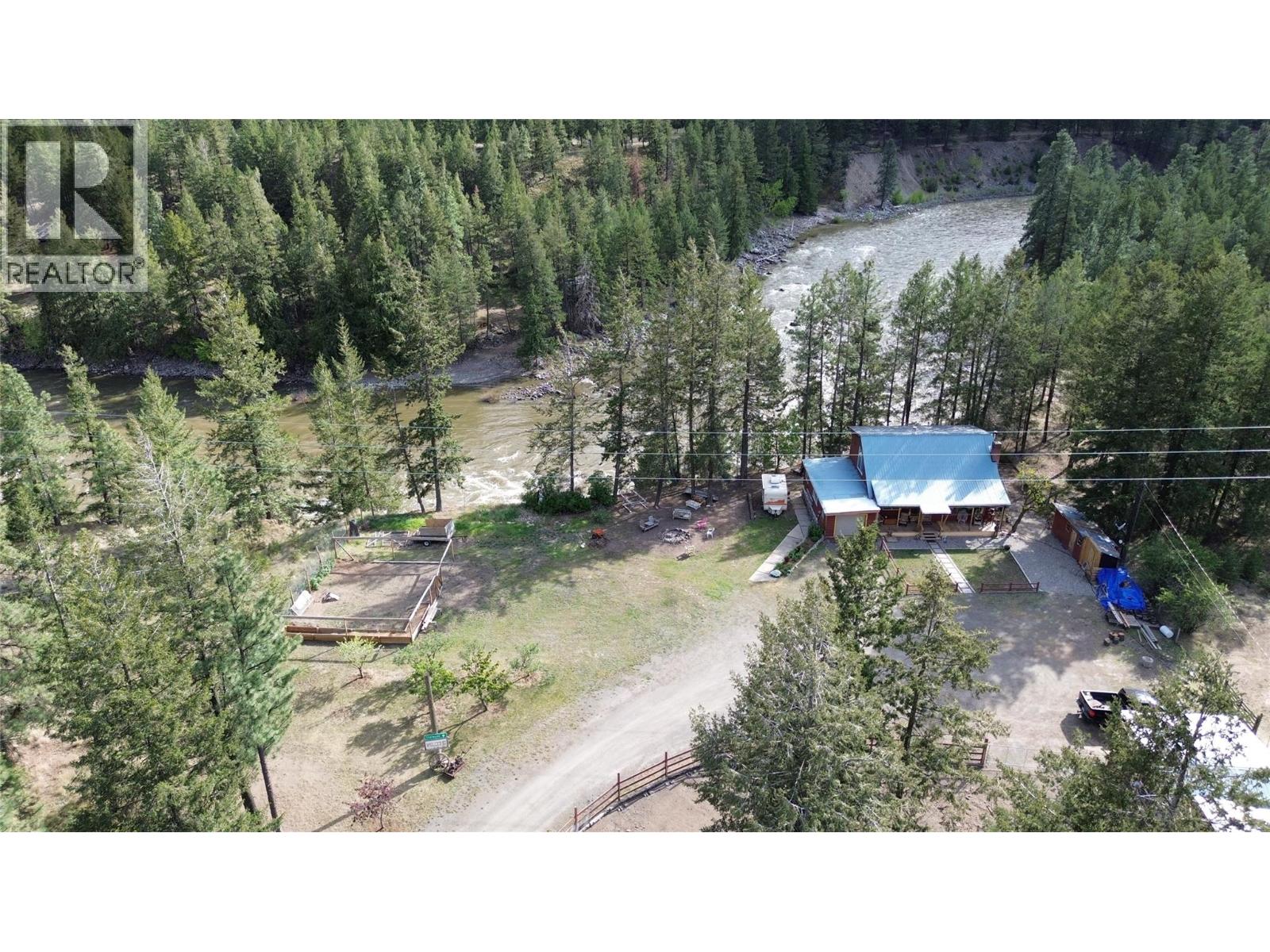 6257 Highway 3, Hedley, British Columbia  V0X 1K0 - Photo 18 - 10387836