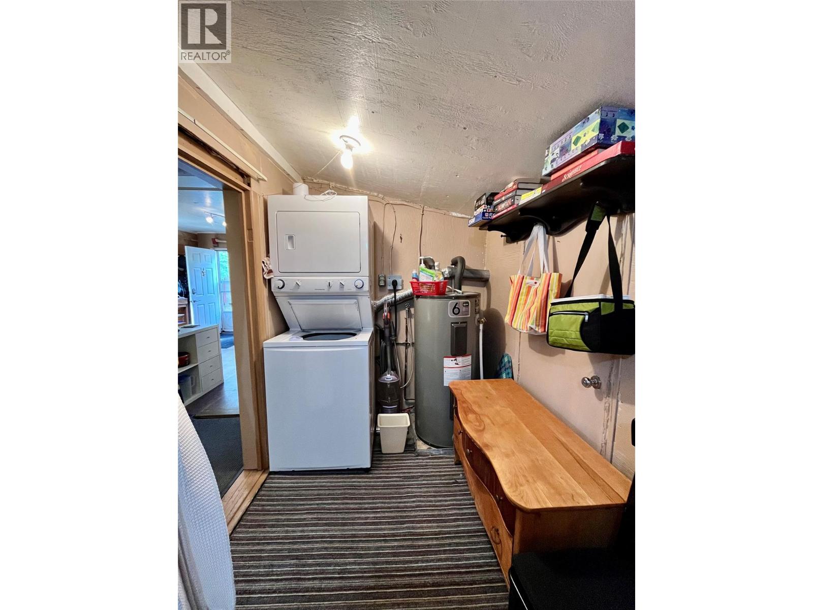 305 8th Avenue Nw, Nakusp, British Columbia  V0G 1R0 - Photo 18 - 10387835
