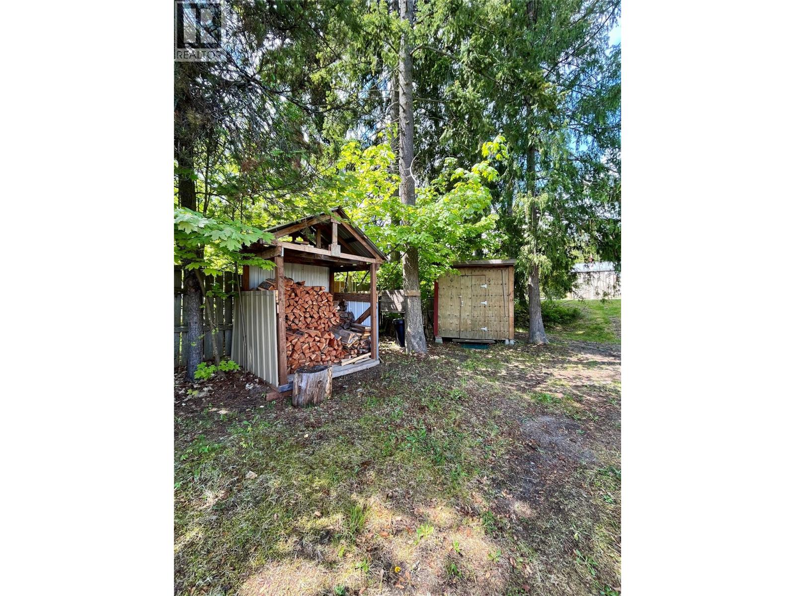 305 8th Avenue Nw, Nakusp, British Columbia  V0G 1R0 - Photo 24 - 10387835