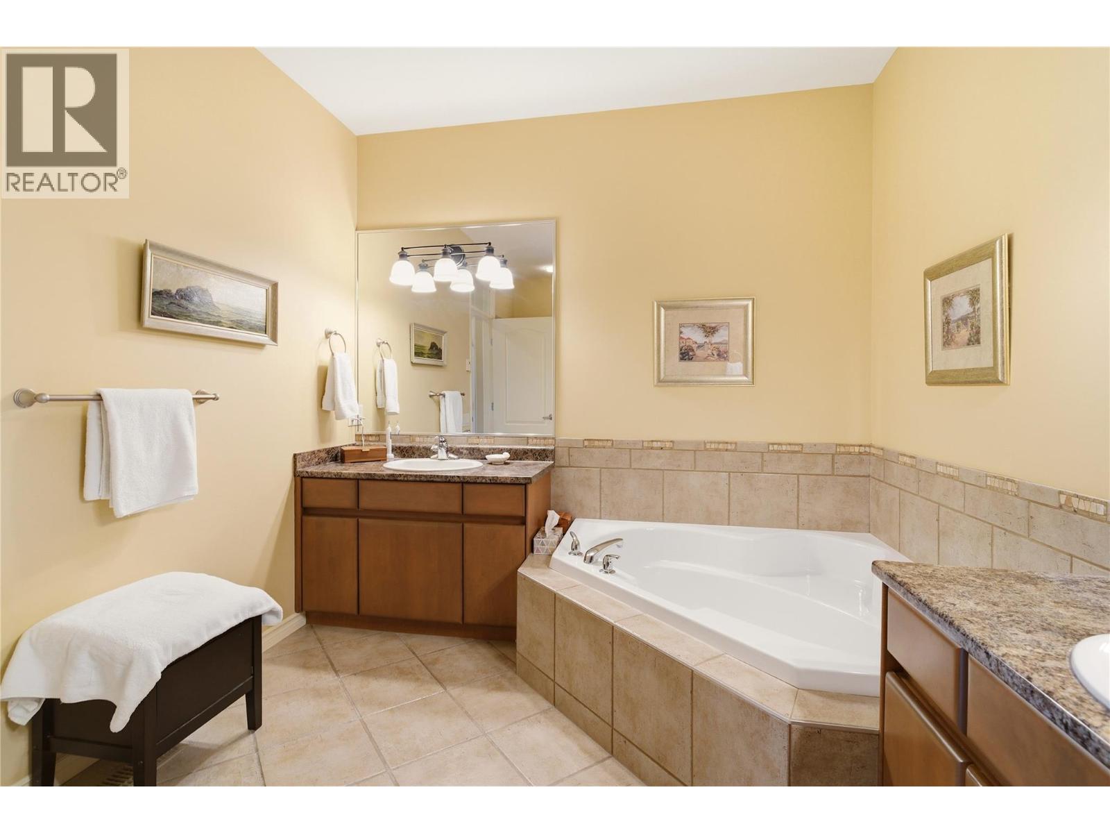 2213 Waddington Court Unit# 20, Kelowna, British Columbia  V1V 2M8 - Photo 22 - 10387703