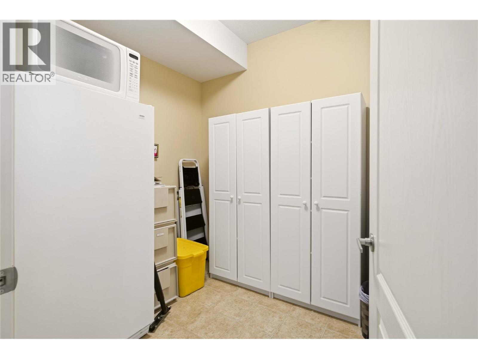 2213 Waddington Court Unit# 20, Kelowna, British Columbia  V1V 2M8 - Photo 38 - 10387703
