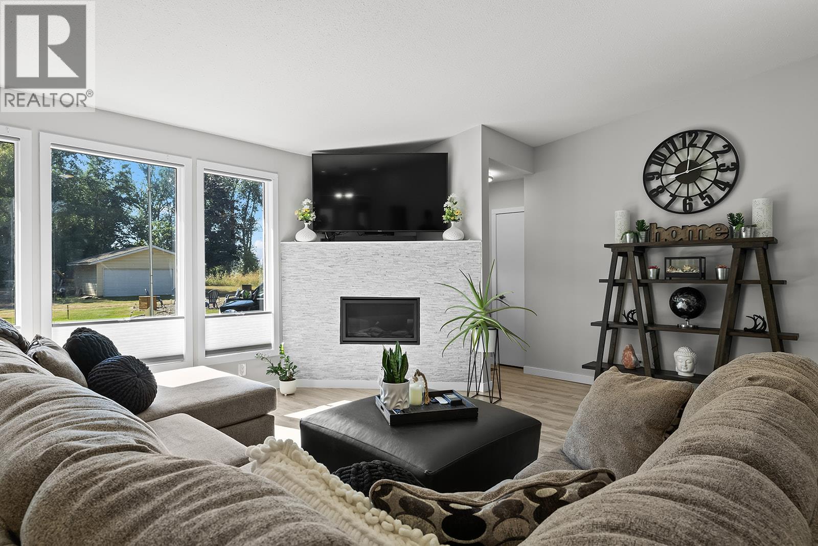 2239 Mayer Road, Kelowna, British Columbia  V1W 2G2 - Photo 14 - 10387807