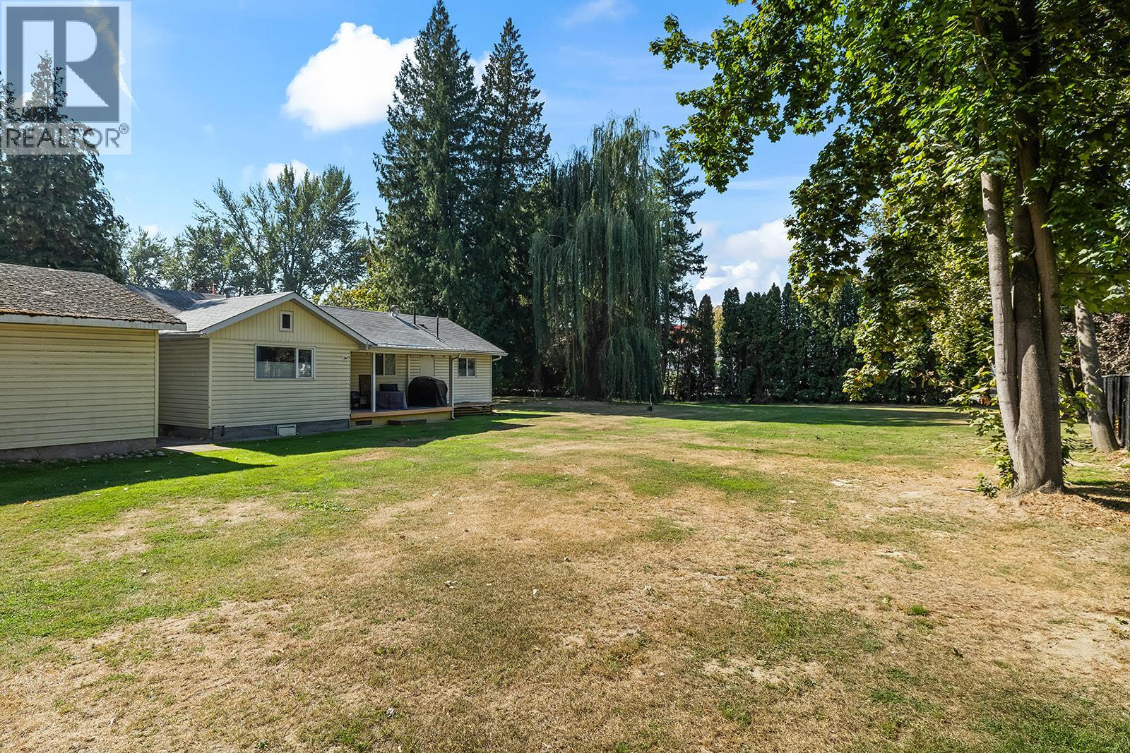 2239 Mayer Road, Kelowna, British Columbia  V1W 2G2 - Photo 39 - 10387807