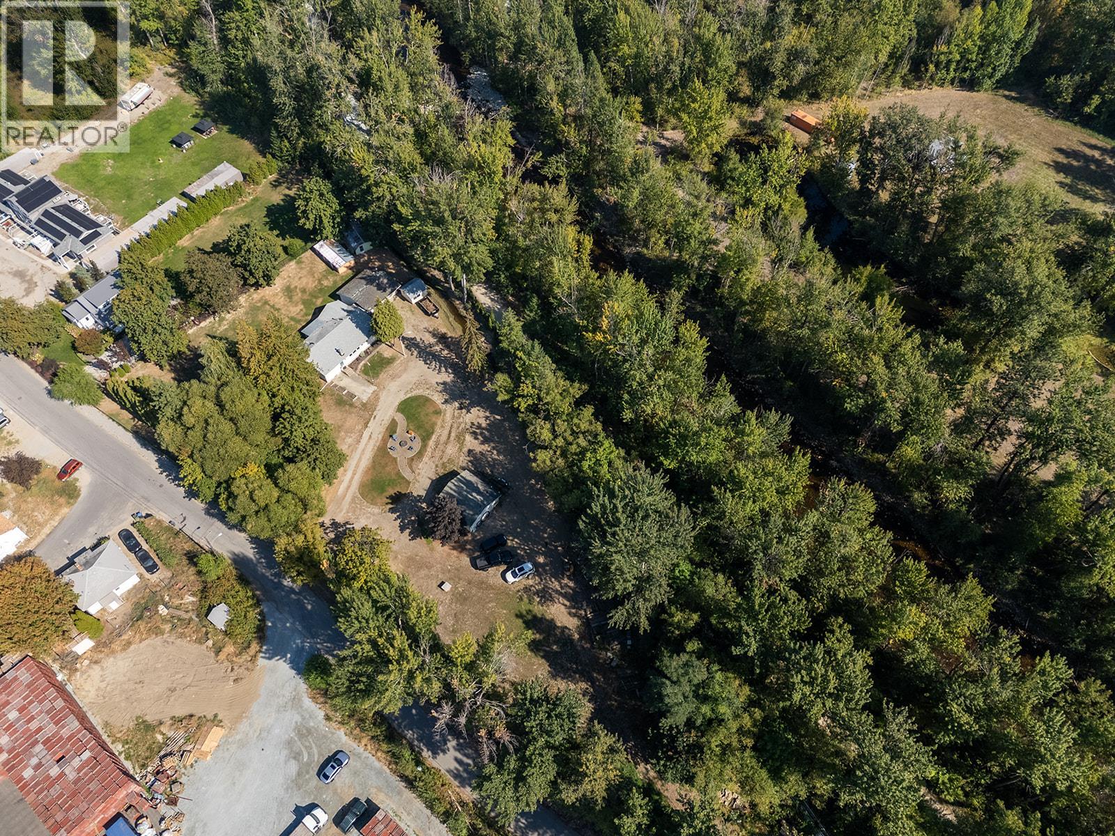 2239 Mayer Road, Kelowna, British Columbia  V1W 2G2 - Photo 43 - 10387807