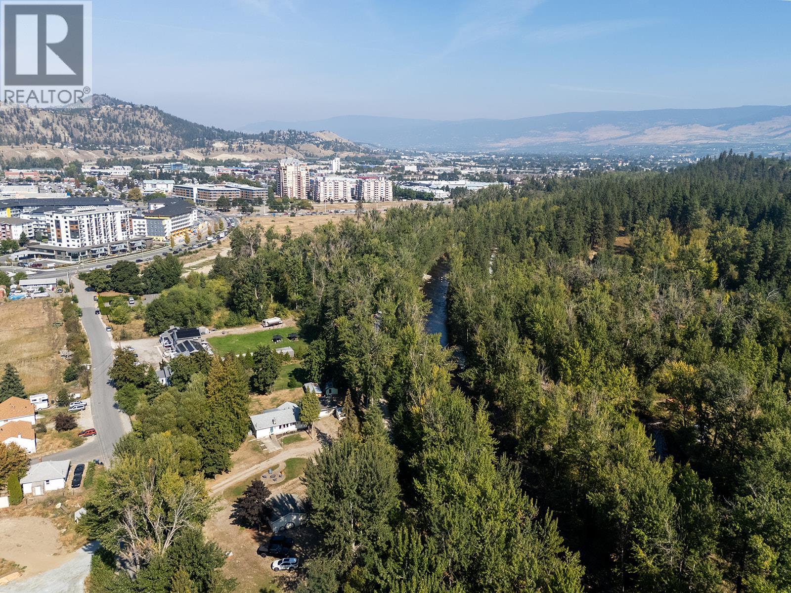 2239 Mayer Road, Kelowna, British Columbia  V1W 2G2 - Photo 44 - 10387807