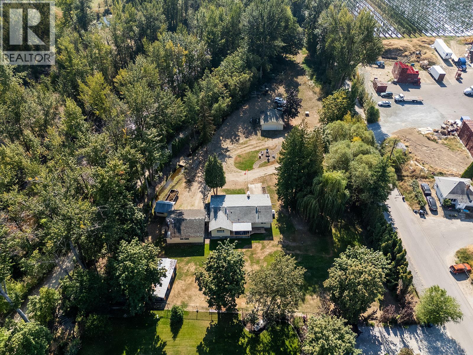 2239 Mayer Road, Kelowna, British Columbia  V1W 2G2 - Photo 47 - 10387807