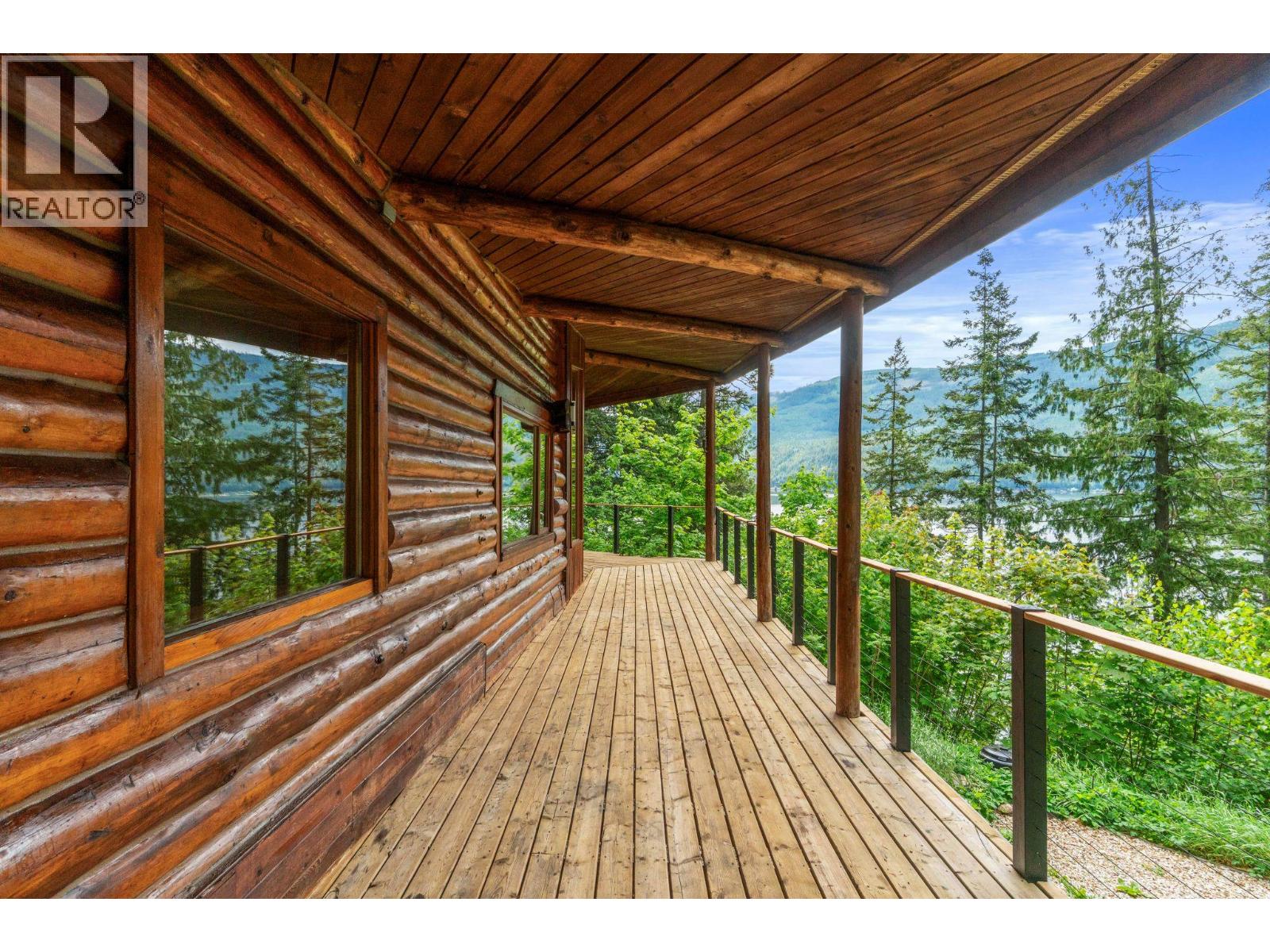 5773 Sunnybrae Canoe Point Road, Tappen, British Columbia  V0E 2X1 - Photo 22 - 10386387