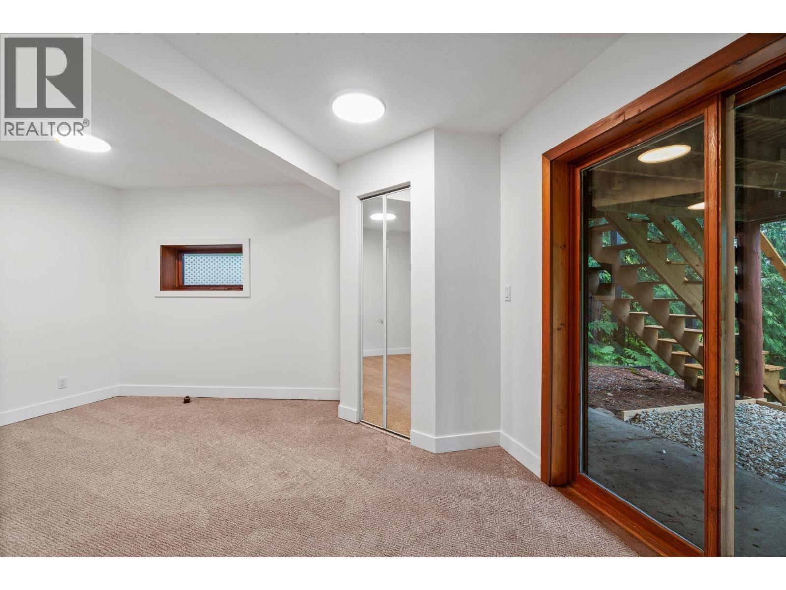 5773 Sunnybrae Canoe Point Road, Tappen, British Columbia  V0E 2X1 - Photo 47 - 10386387