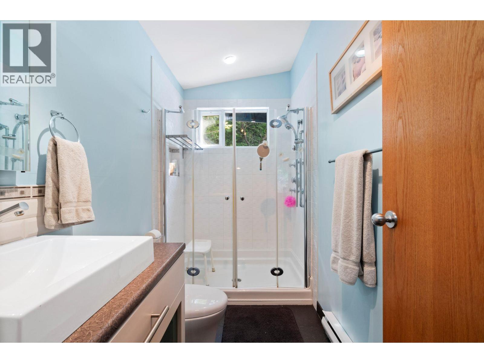 5773 Sunnybrae Canoe Point Road, Tappen, British Columbia  V0E 2X1 - Photo 69 - 10386387