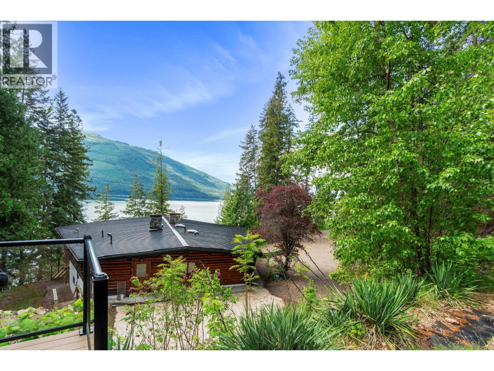 5773 Sunnybrae Canoe Point Road, Tappen, British Columbia  V0E 2X1 - Photo 73 - 10386387