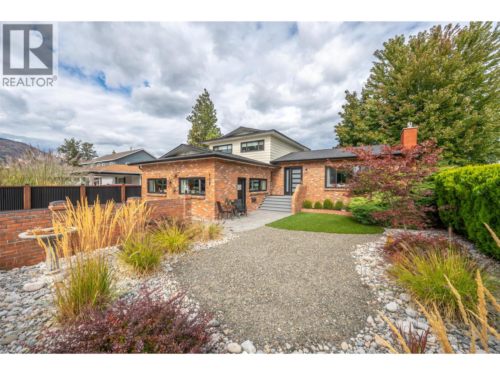 127 Elm Avenue, Penticton, British Columbia  V2A 3W1 - Photo 1 - 10387838
