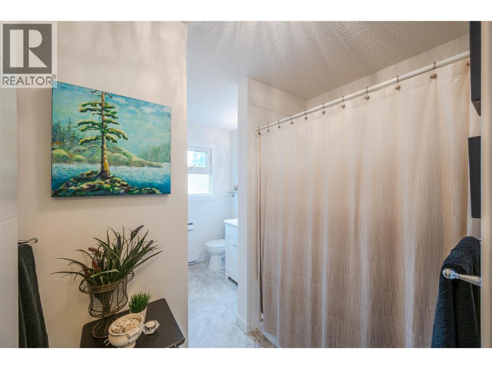 127 Elm Avenue, Penticton, British Columbia  V2A 3W1 - Photo 29 - 10387838