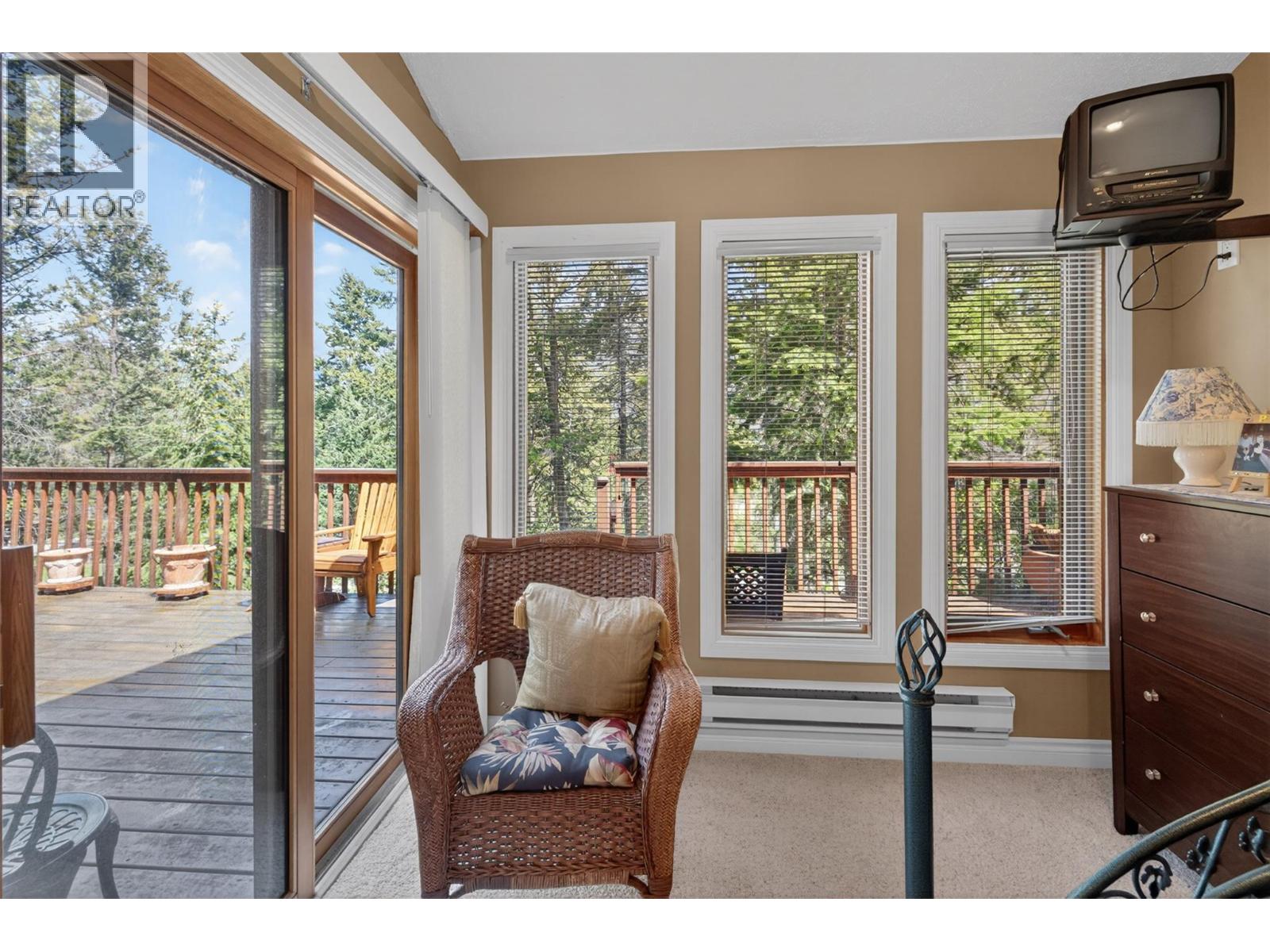 6035 Columbia Lake Road, Fairmont Hot Springs, British Columbia  V0B 1L1 - Photo 20 - 10387851
