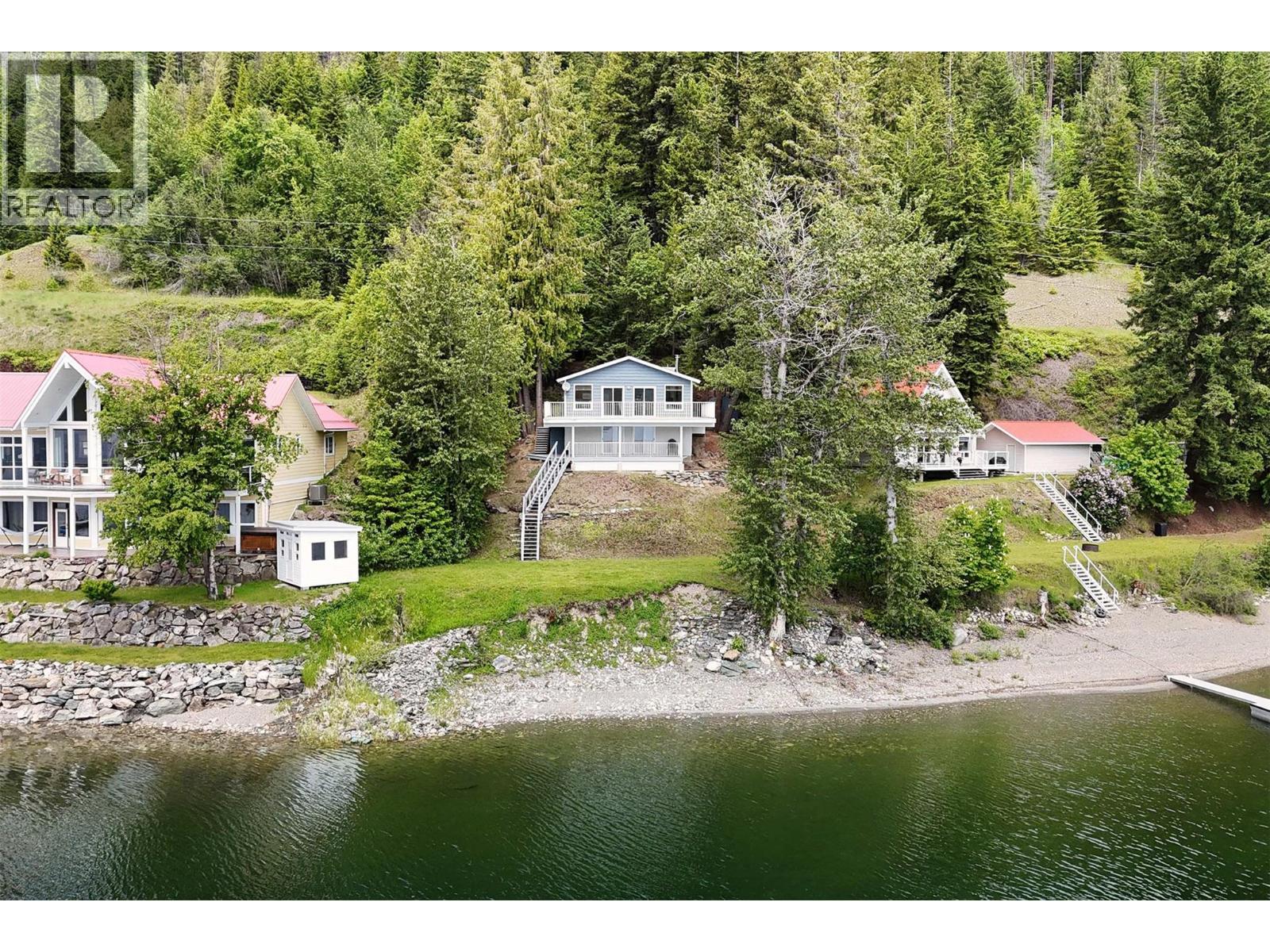 8298 Squilax Anglemont Road, Anglemont, British Columbia  V0E 1M8 - Photo 43 - 10387858