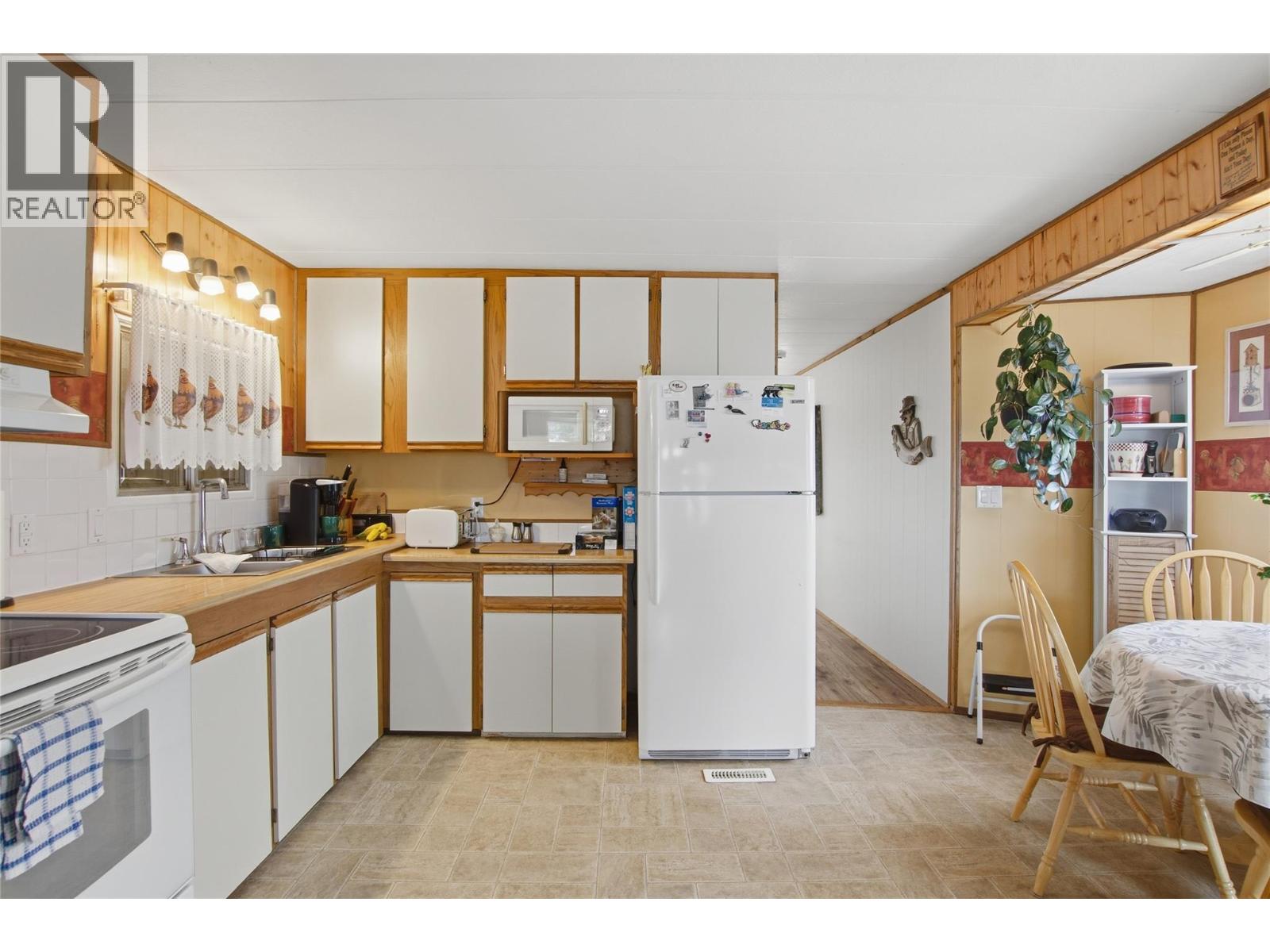 2400 Oakdale Way Unit# 55, Kamloops, British Columbia  V2B 6W7 - Photo 7 - 10387847