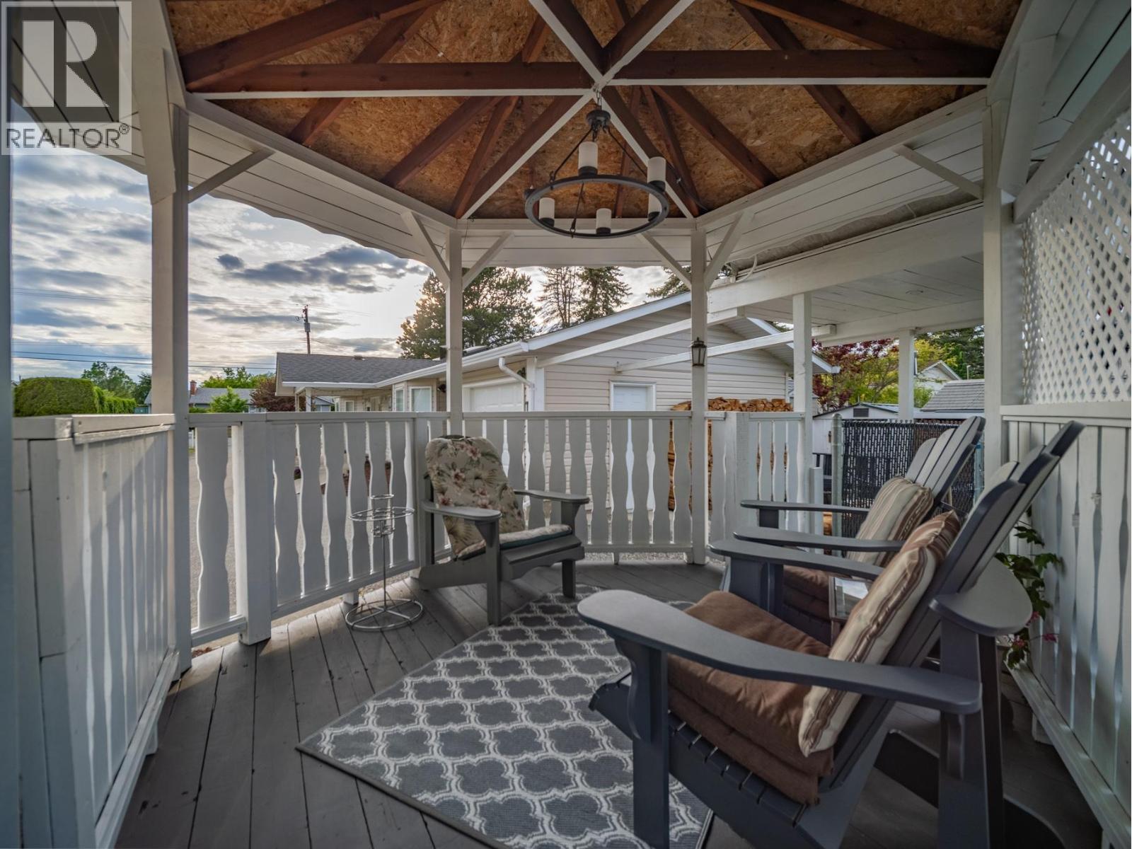 869 Schreiner Street, Kamloops, British Columbia  V2B 5V6 - Photo 44 - 10387728