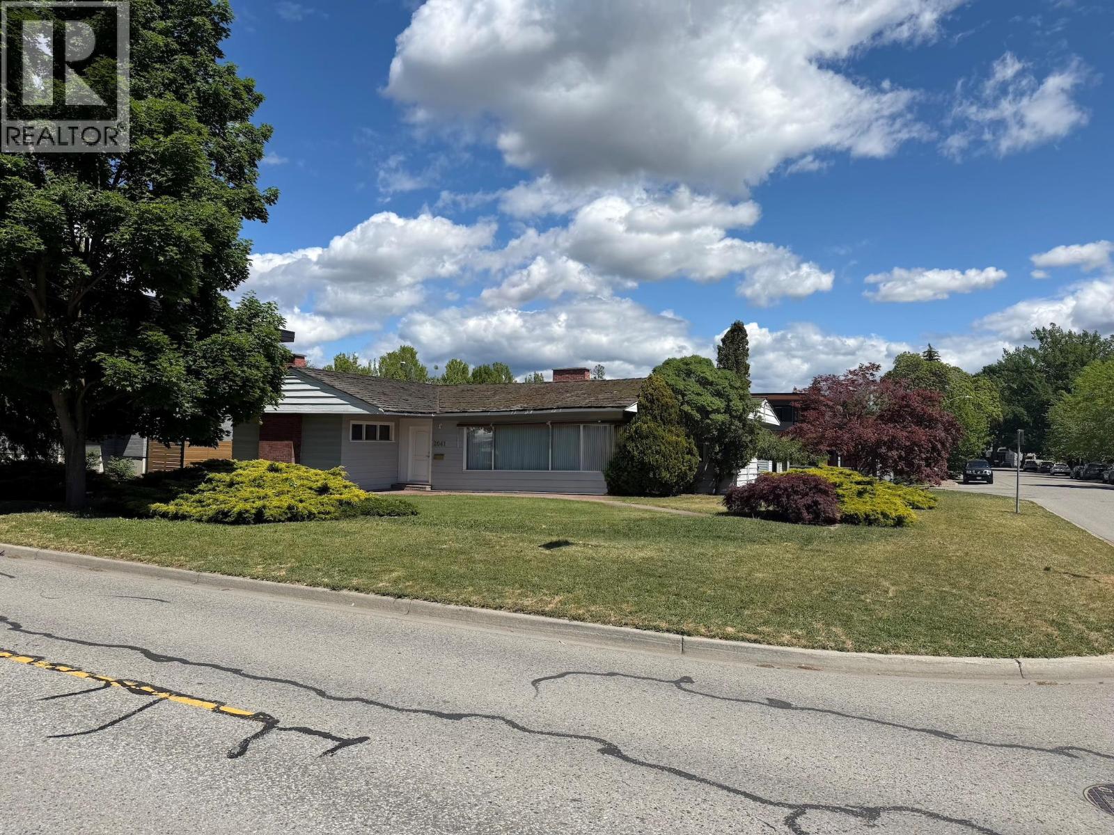 2041 Abbott Street, Kelowna, British Columbia  V1Y 1C4 - Photo 13 - 10387898