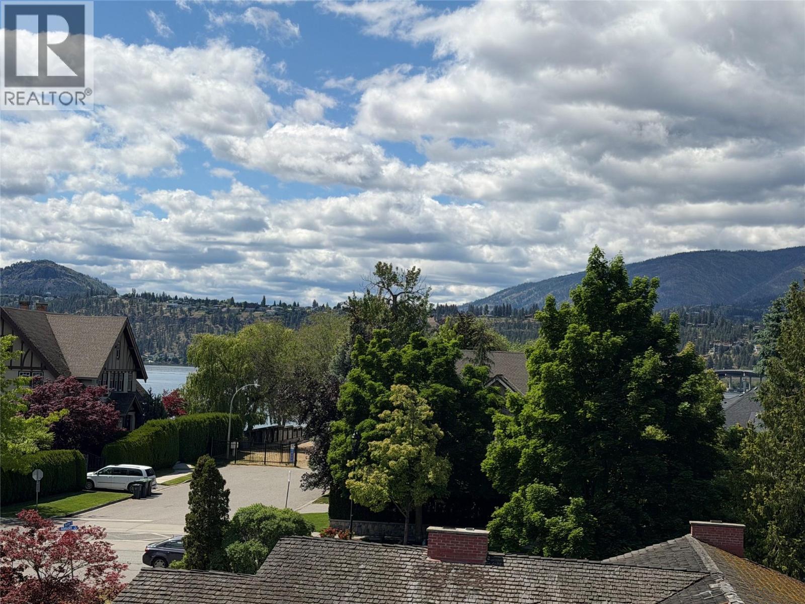 2041 Abbott Street, Kelowna, British Columbia  V1Y 1C4 - Photo 4 - 10387898