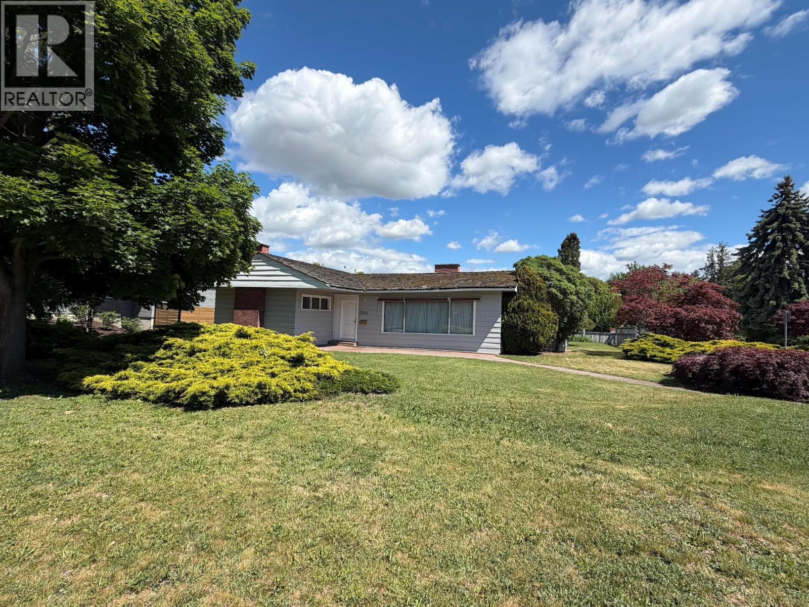 2041 Abbott Street, Kelowna, British Columbia  V1Y 1C4 - Photo 6 - 10387898