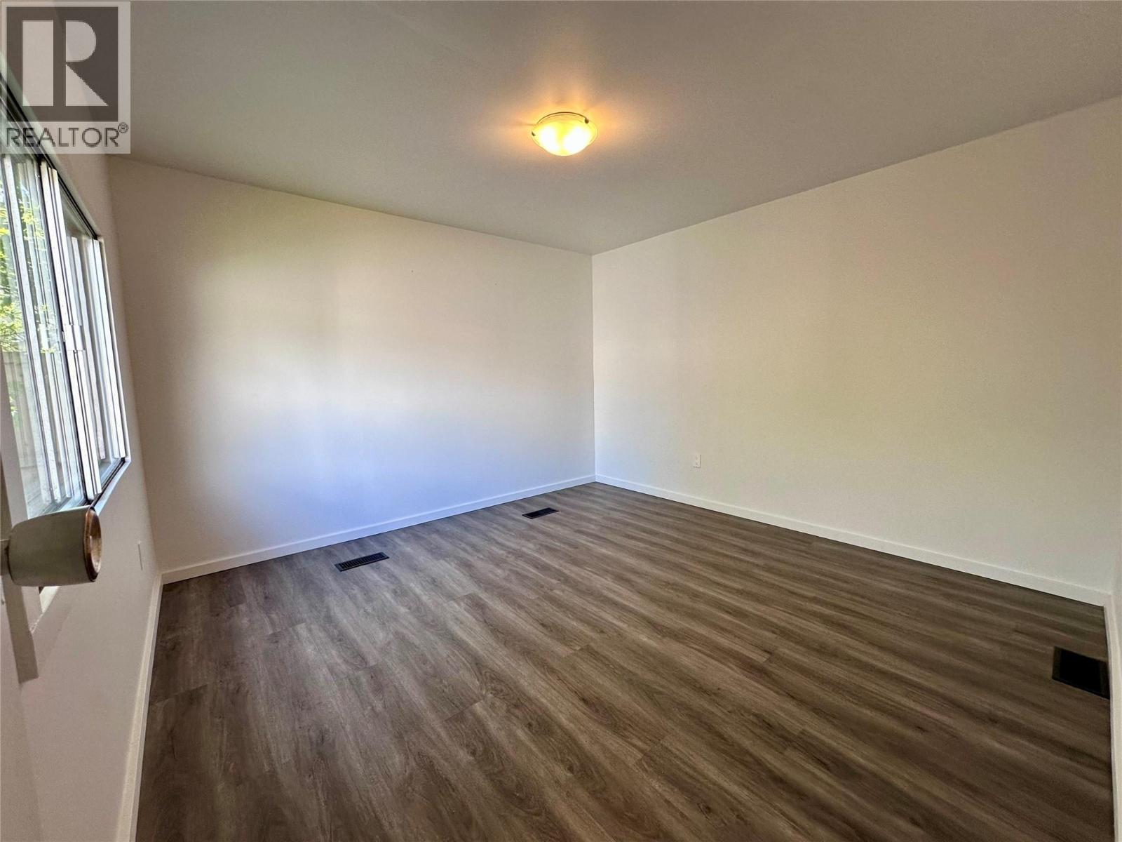 1101 Columbia Avenue Unit# 15, Castlegar, British Columbia  V1N 1H6 - Photo 16 - 10387880