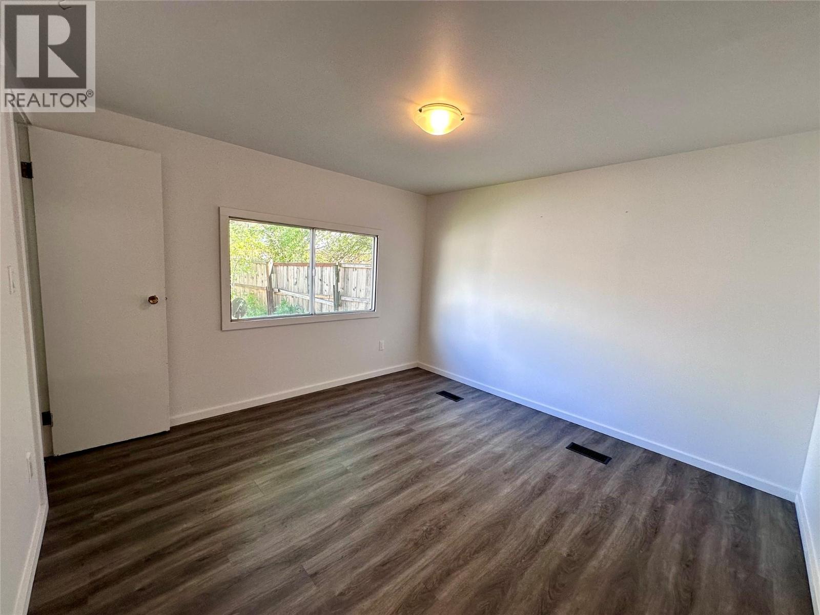 1101 Columbia Avenue Unit# 15, Castlegar, British Columbia  V1N 1H6 - Photo 17 - 10387880