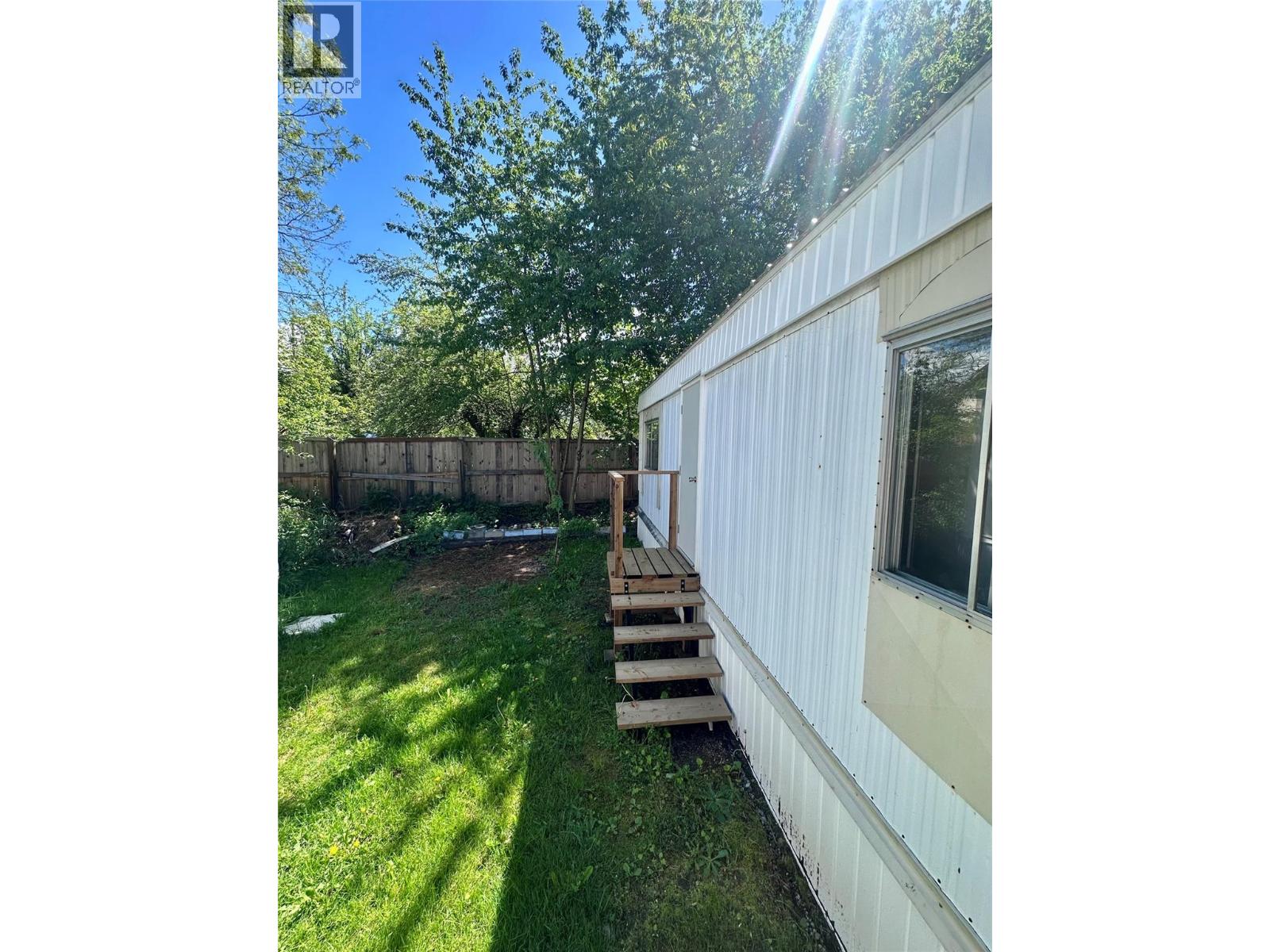1101 Columbia Avenue Unit# 15, Castlegar, British Columbia  V1N 1H6 - Photo 20 - 10387880