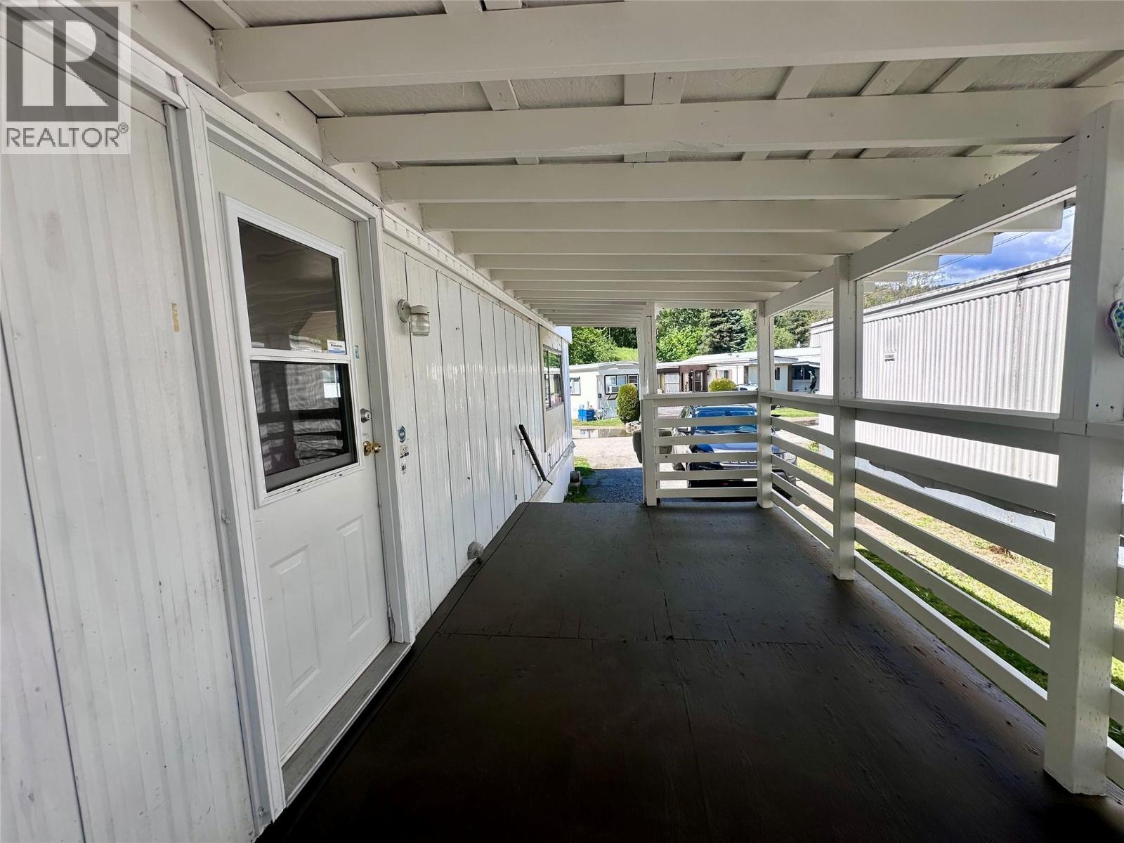 1101 Columbia Avenue Unit# 15, Castlegar, British Columbia  V1N 1H6 - Photo 3 - 10387880